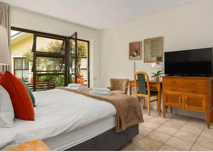 Valley Heights Guest House And B & B